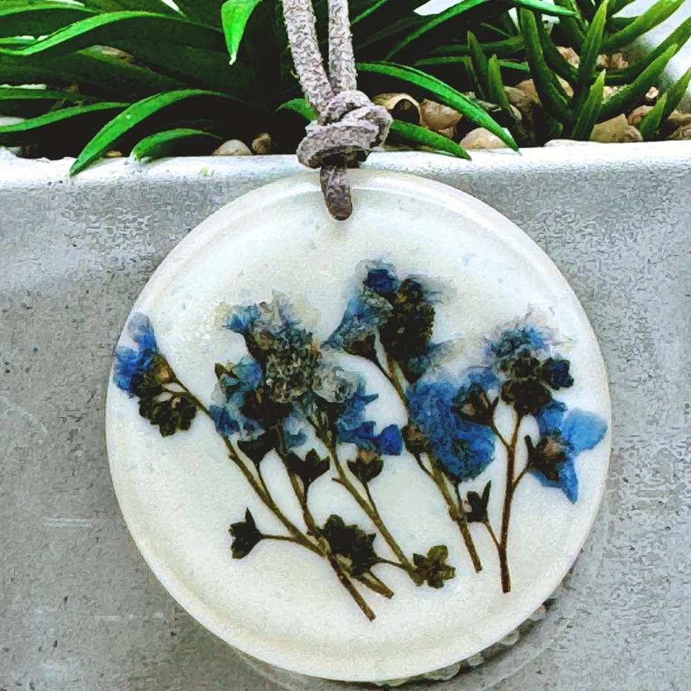 Floral Resin Pendant Necklace